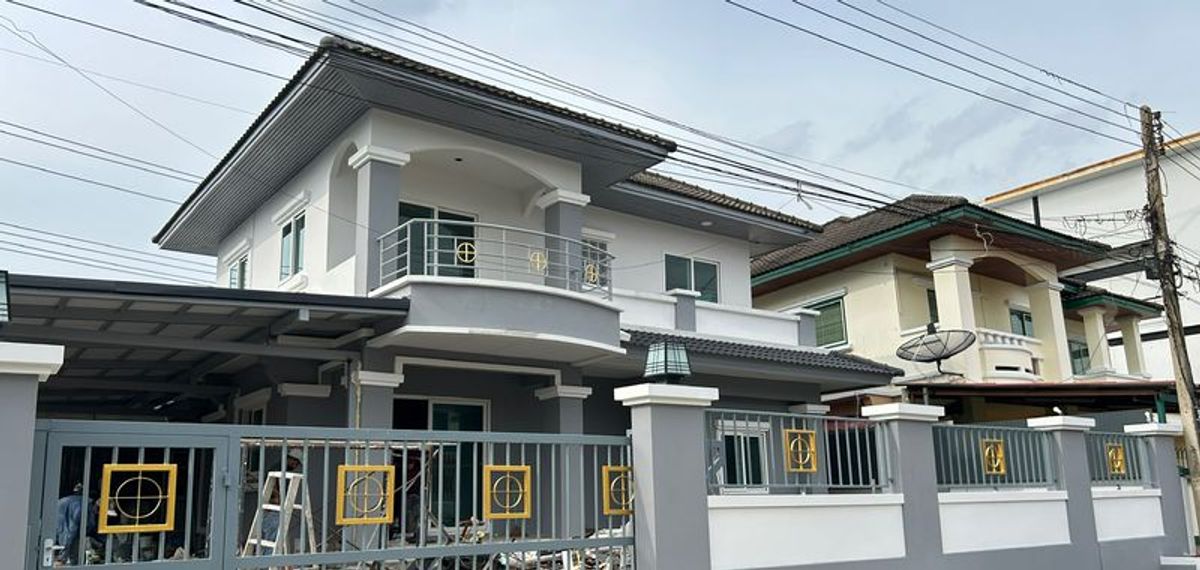 For RentHousePathum Thani,Rangsit, Thammasat : Rent a 2 -story house, renovated, both near the airport market, Future
