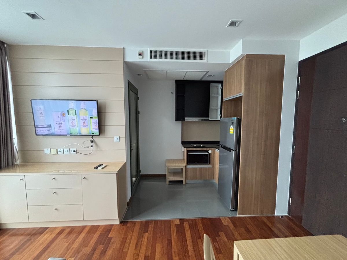 For RentCondoRatchathewi,Phayathai : For rent Wish Signature Midtown Siam, nearby BTS Ratchathewi, with private elevator, ready to move in