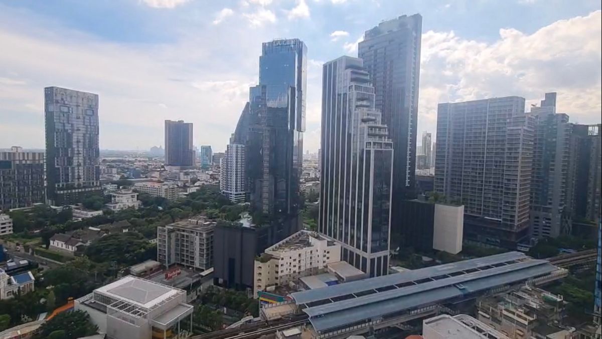 ขายคอนโดสุขุมวิท อโศก ทองหล่อ : The Strand Thonglor: 2bed 2bath 90.76sqm. 30,000,000 Brandnew Am: 0656199198