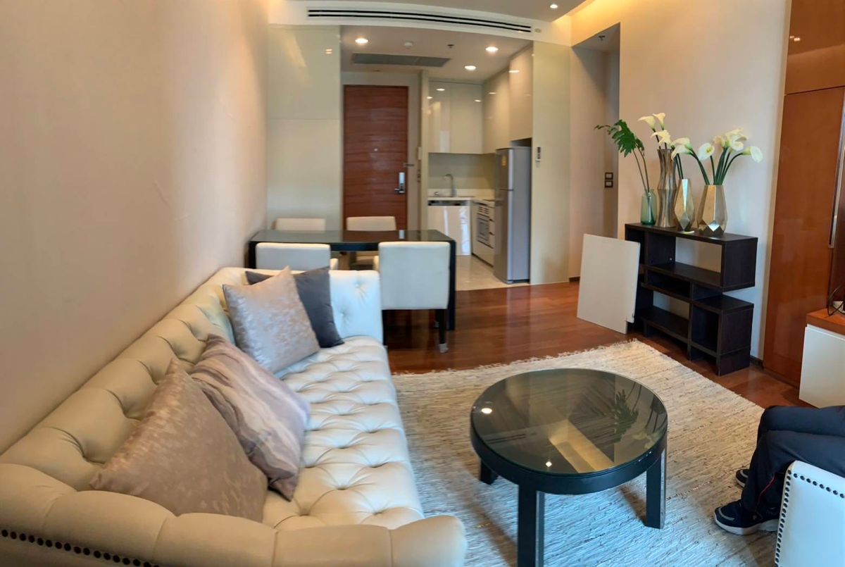 For SaleCondoSukhumvit, Asoke, Thonglor : The Address Sukhumvit 28 / Beautiful room, BTS Phrom Phong / 2 Bedroom 70 sq.m. Call 0937890899