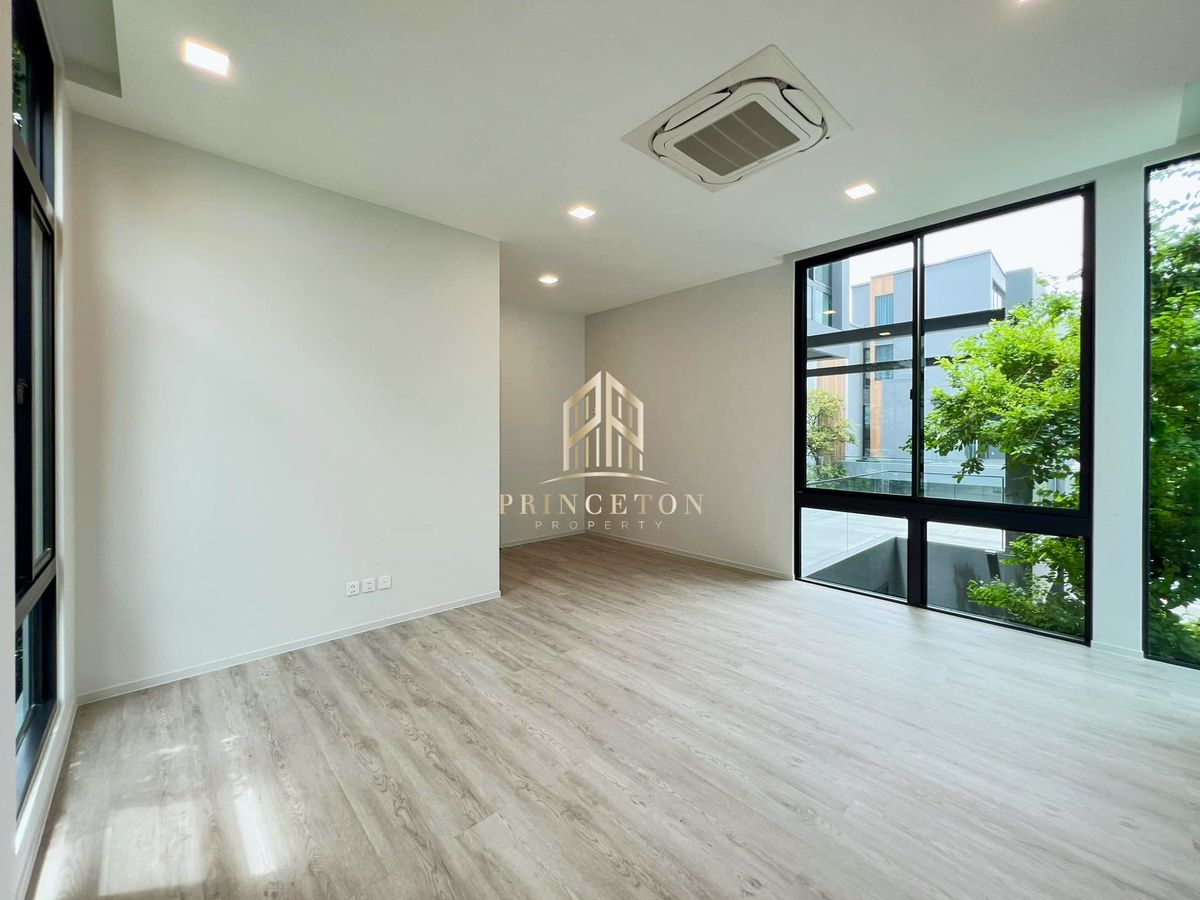 บ้านบางนา แบริ่ง ลาซาล : วีเว่ บางนา กม.13 – บ้านหรู 3 ชั้น พร้อมลิฟต์ส่วนตัว 📞092-4252445 VIVE Bangna KM.