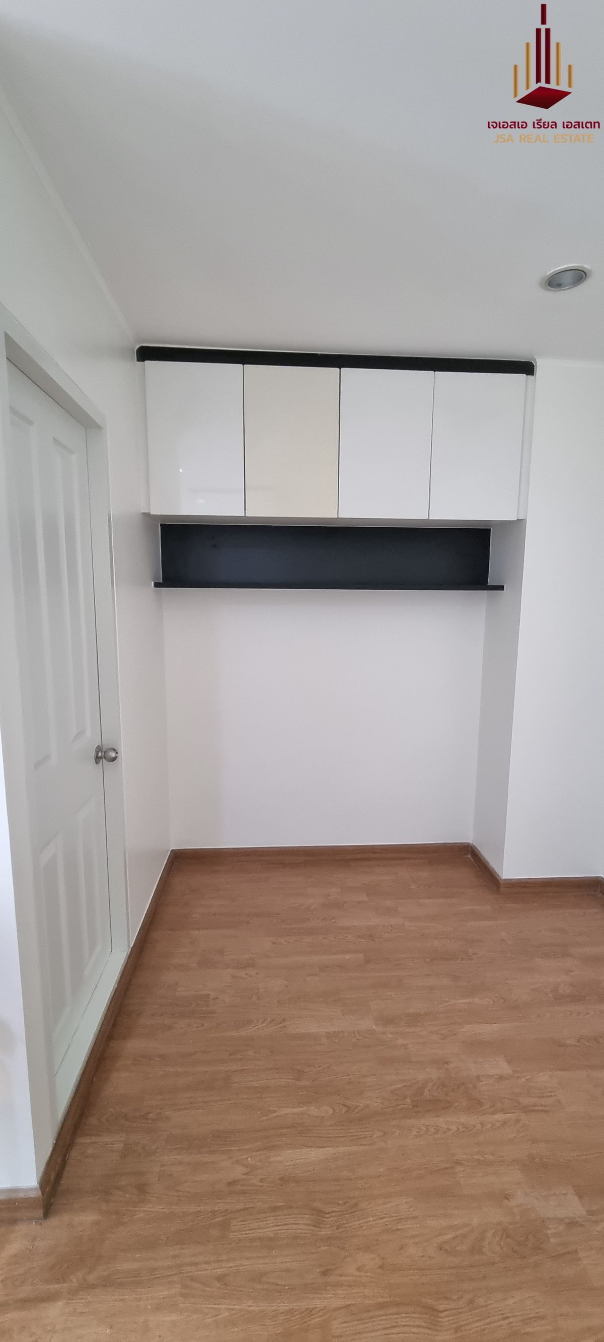 For SaleCondoSapankwai,Jatujak : ✨ For Sale: U Delight @jatujak Station Condo ✨ 💰 ONLY 3,040,000 THB