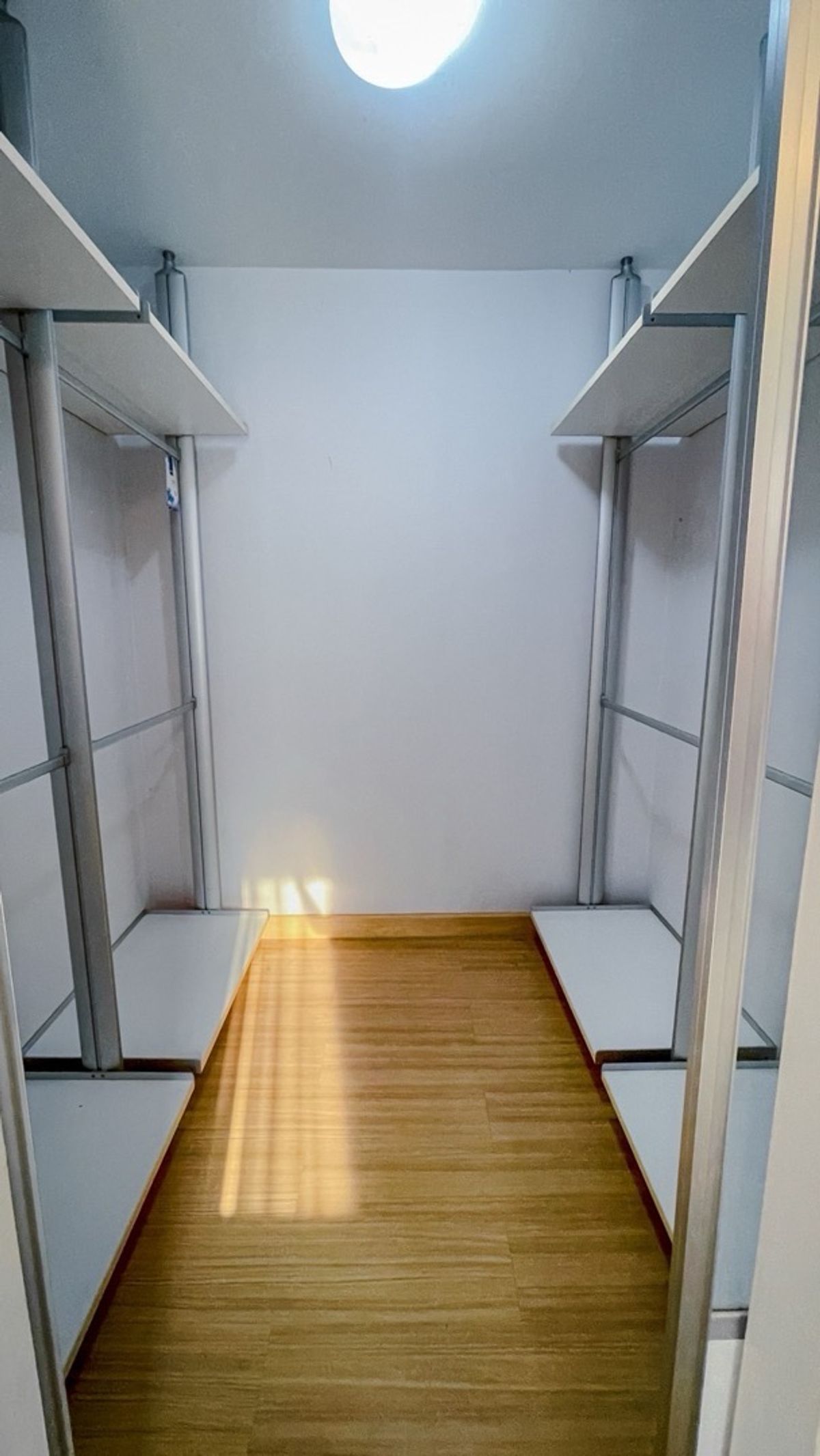 For SaleCondoPattanakan, Srinakarin : Sell ​​The Parkland Srinakarin (The Parkland Srinakarin)  🛏️ 1 bedroom 🛁 1 bathroom 🛋️ 1 living room size 40 sqm. Building E, Floor 12A ✨ Price 1,690,000 baht ✨