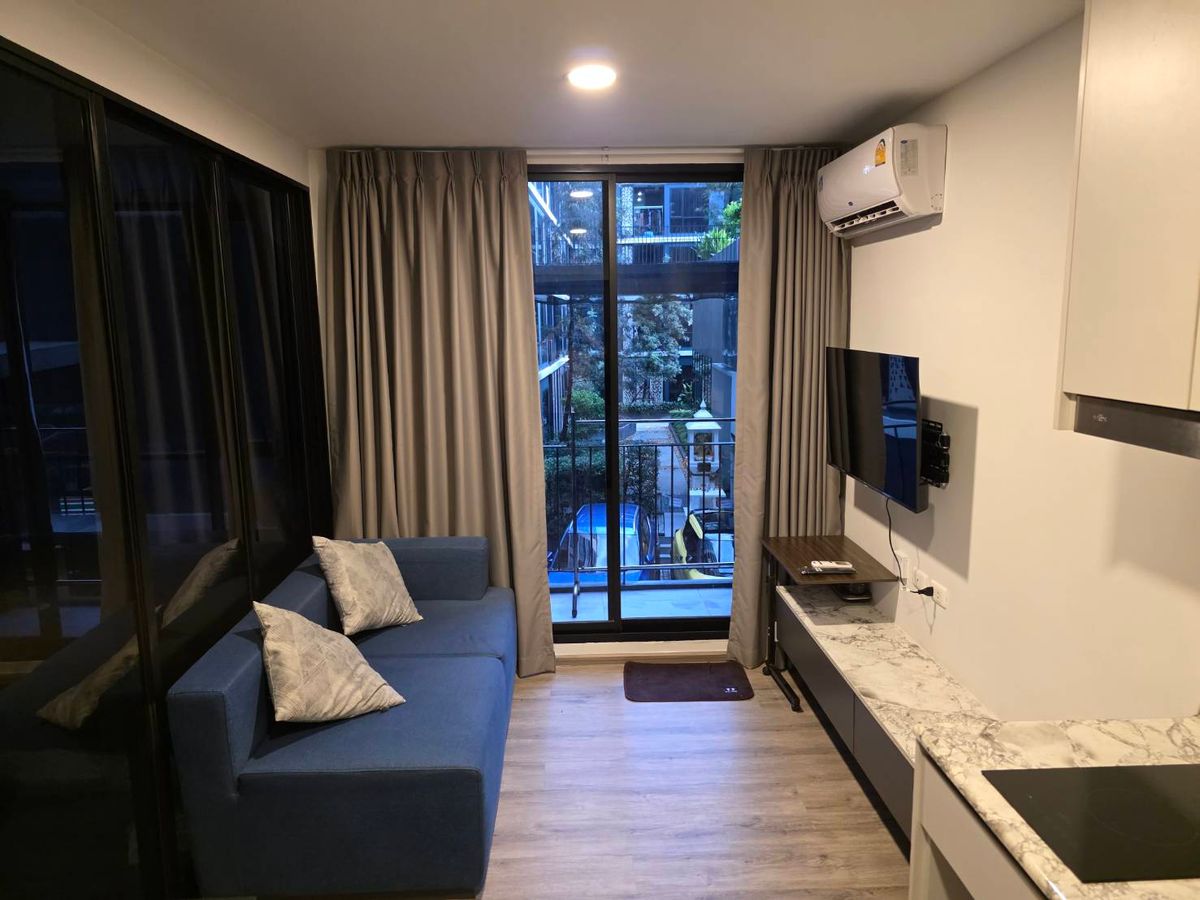 For RentCondoThaphra, Talat Phlu, Wutthakat : BEAT CONDO Bangwa Interchange condo for rent 1 bedroom near Siam University