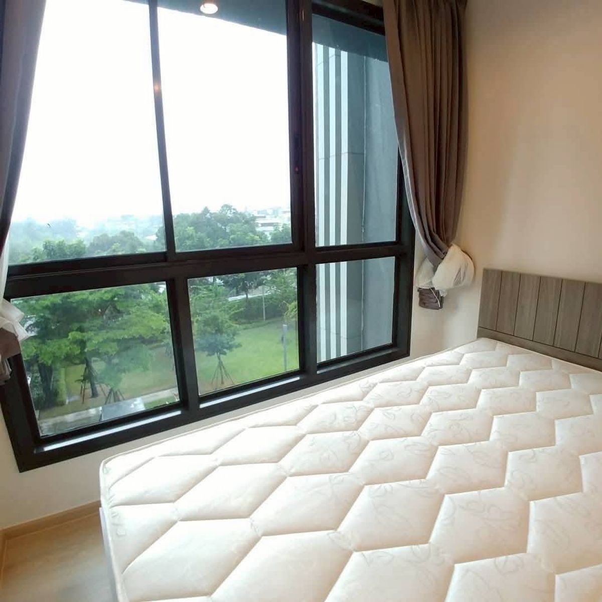 ให้เช่าคอนโดท่าพระ ตลาดพลู วุฒากาศ : ★ Ideo Sathorn –Thapra ★ 57 ตรม.,ชั้น 21 (2 ห้องนอน 1 ห้องน้ำ), ★ใกล้ BTS โพธ์นิมิตร★ใกล้คลองสาน, เดอะมอลล์ ท่าพระ★ สิ่งอำนวยความสะดวกมากมาย★ เครื่องใช้ไฟฟ้าครบครัน★ 