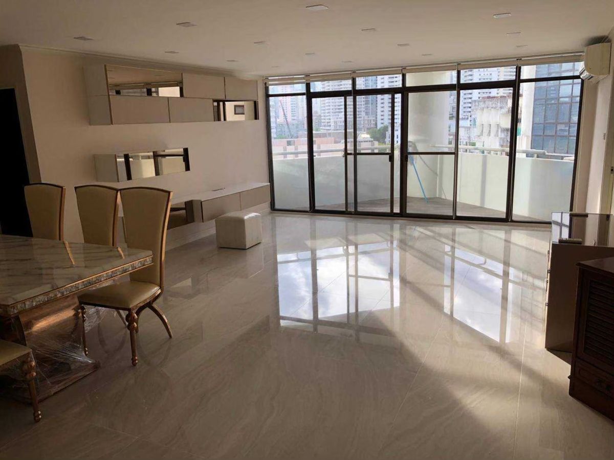 For SaleCondoSukhumvit, Asoke, Thonglor : Waterford Park Thonglor / large size near BTS Thonglor / 2 bedrooms 113 sq.m. Call 0937890899