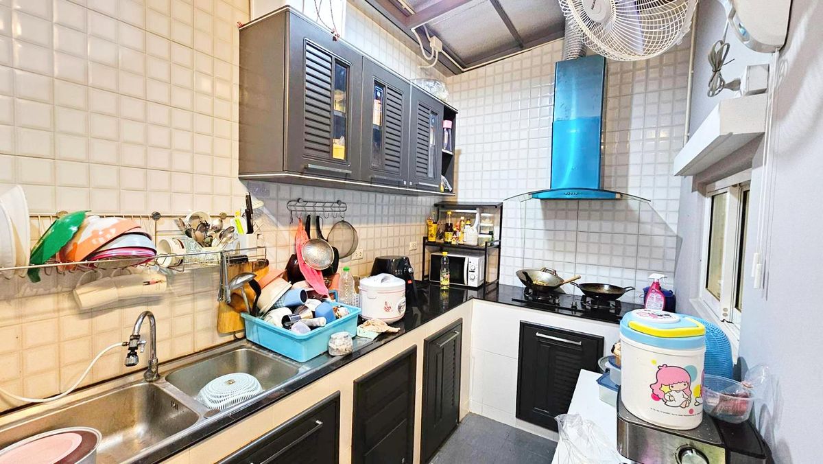 For SaleTownhomeNakhon Pathom : For sale: 2-storey townhouse, 17.4 sqw., Foret Pinklao-Phutthamonthon Sai 5, Nakhon Pathom, like new.