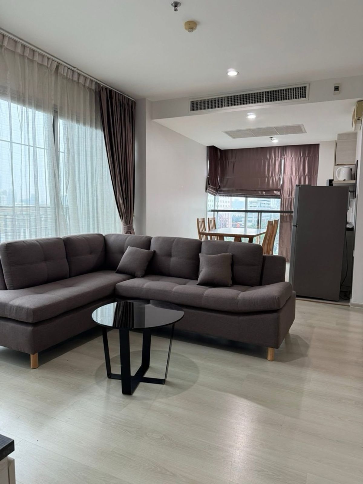 ให้เช่าคอนโดรัชดา ห้วยขวาง : Condo For rent Life Ratchadapisek, Bangkok