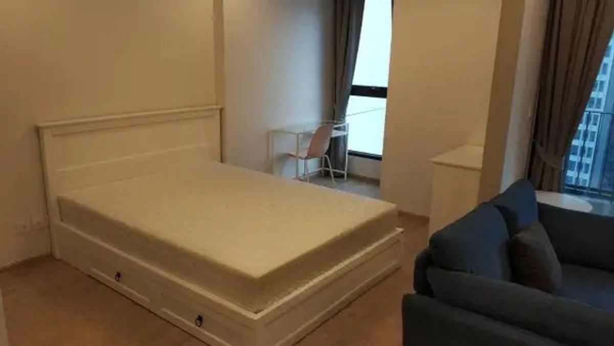 For RentCondoRatchathewi,Phayathai : RC101525 Condo for rent at Ideo Q Ratchathewi, only 300 meters from BTS Ratchathewi.