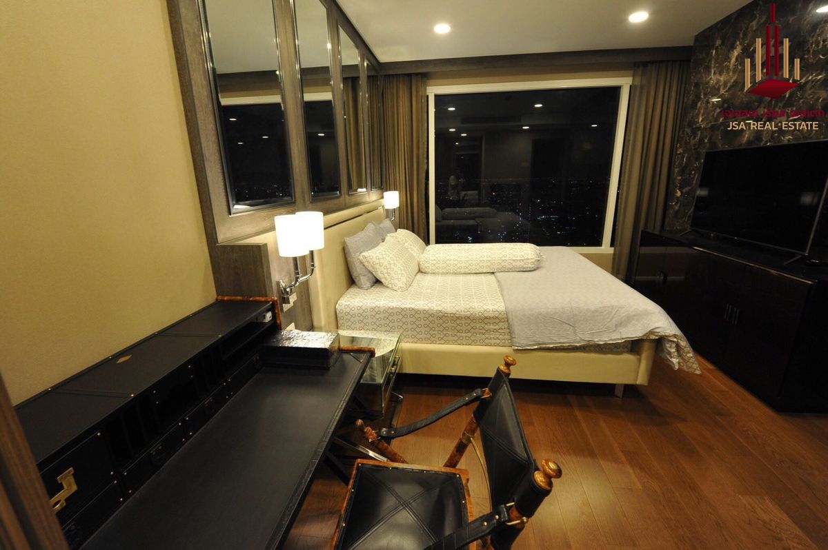 ให้เช่าคอนโดสาทร นราธิวาส : ✨ For Rent: Menam Residences Condo ✨  💰 Only 55,000 thb/month