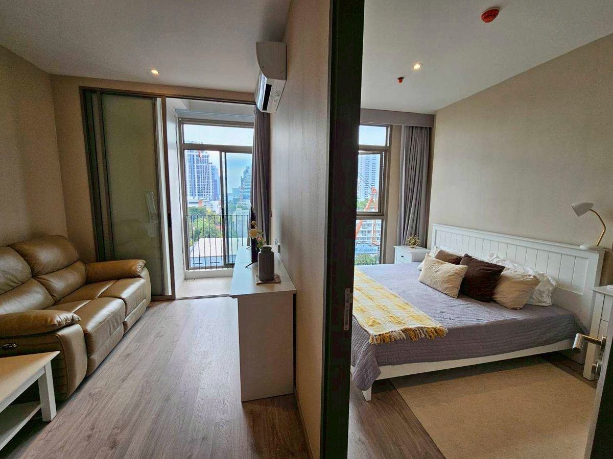 ให้เช่าคอนโดสุขุมวิท อโศก ทองหล่อ : ให้เช่า Rhythm Ekkamai Estate ราคา 28,000 บาท [MKr251007]