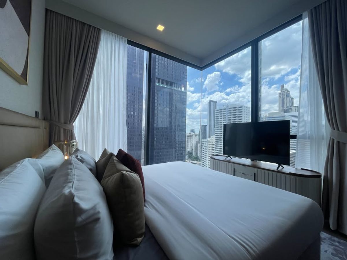 ให้เช่าคอนโดสุขุมวิท อโศก ทองหล่อ : ให้เช่า Celes Asoke ราคา 120,000 บาท [TTr251006]