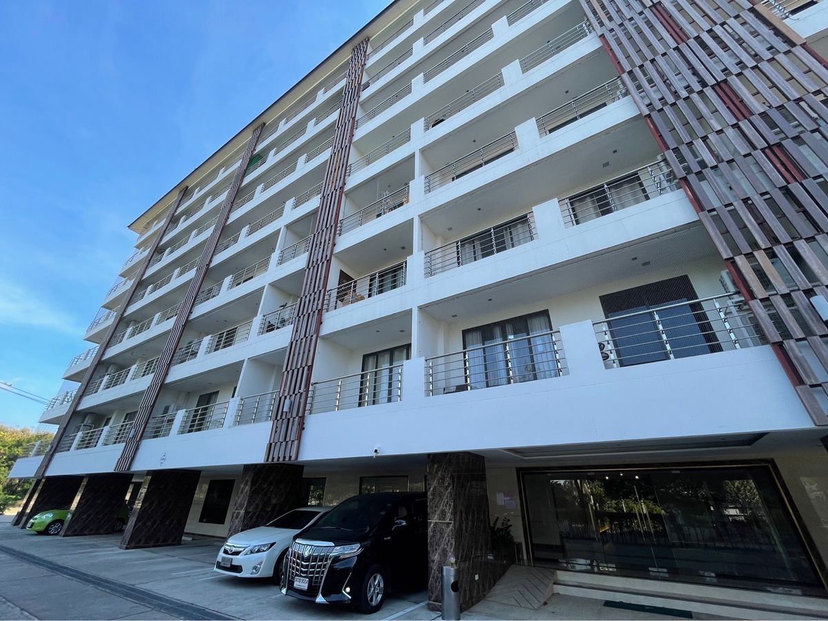 ขายคอนโดศรีราชา แหลมฉบัง บ้านบึง : เจ้าของขายขาดทุน คอนโด โกลเด้นท์ โคสท์ ศรีราชา  1 ห้องนอน ไซส์ใหญ่ เพียง  2 ล้านบาท