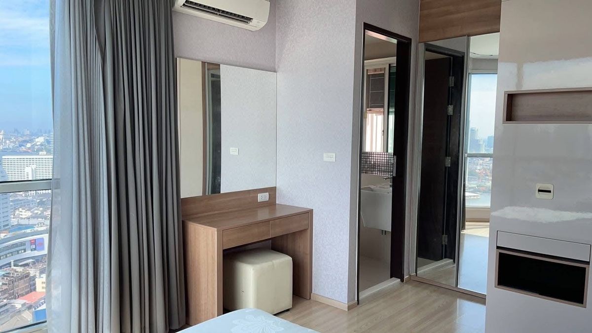 For RentCondoSathorn, Narathiwat : ✨ For Rent: Rhythm Sathorn Condo