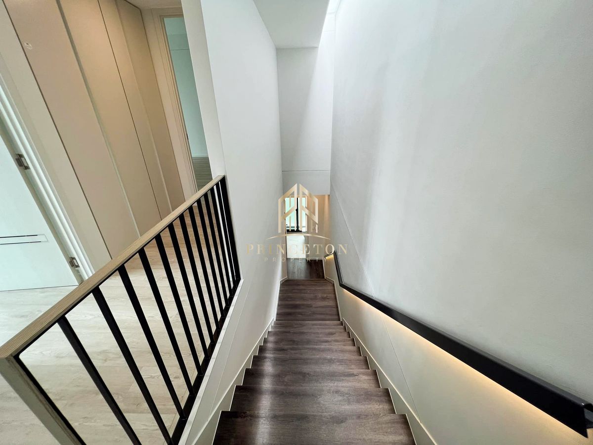 บ้านบางนา แบริ่ง ลาซาล : วีเว่ บางนา กม.13 – บ้านหรู 3 ชั้น พร้อมลิฟต์ส่วนตัว 📞092-4252445 VIVE Bangna KM.