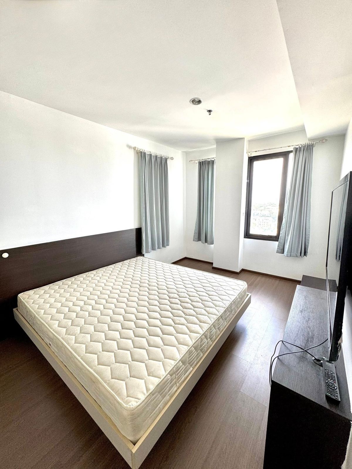 For SaleCondoBangna, Bearing, Lasalle : Condo for sale The Gallery Bearing. Price 4,800,000 baht [MKS251004]