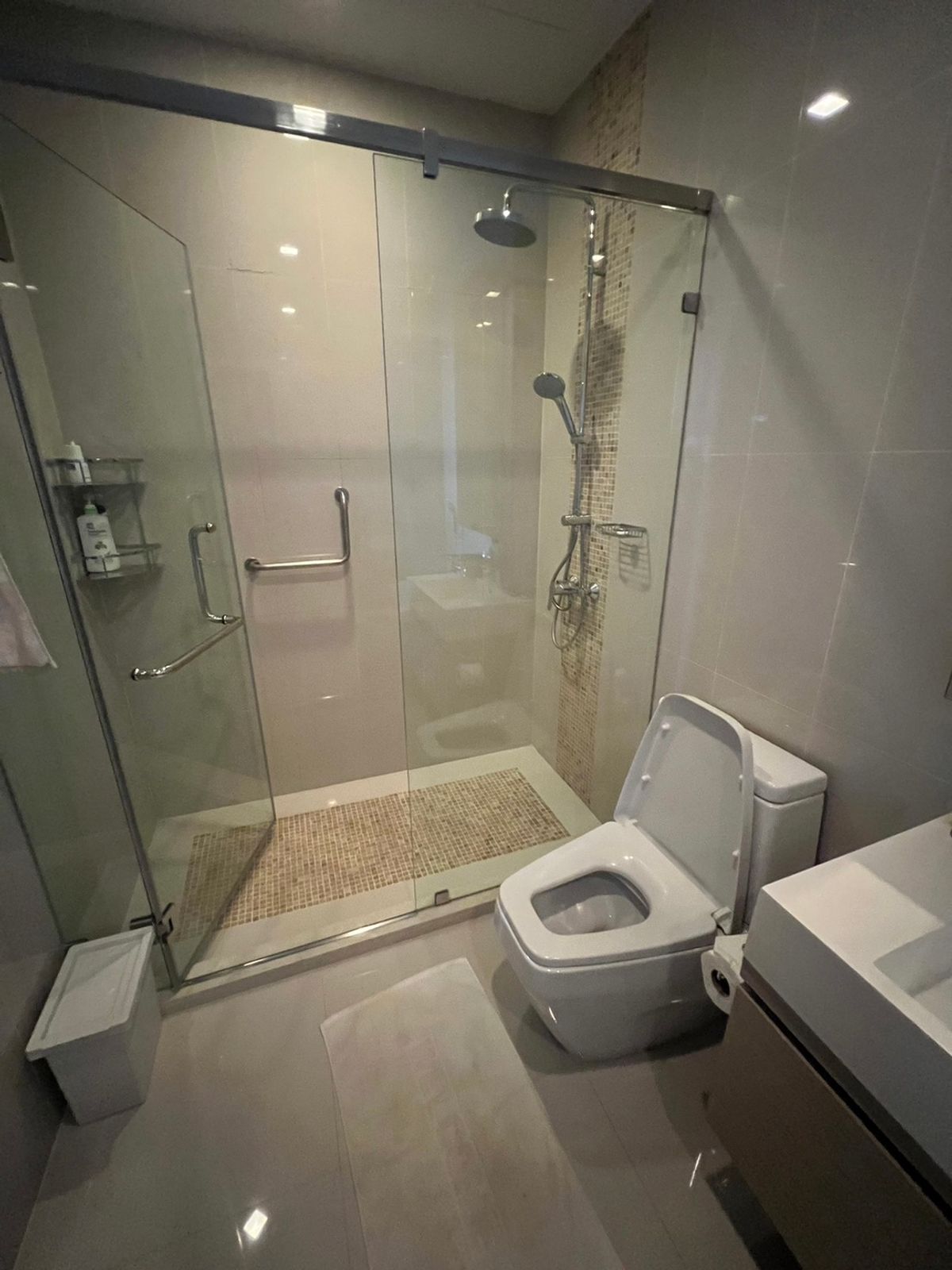 For SaleCondoRama9, Petchburi, RCA : Q asoke / Luxury Condo near SWU, Nist, Wattana MRT, Petchburi, the best corner room in the market / 2 bedrooms 65 sq.m. Call 0937890899