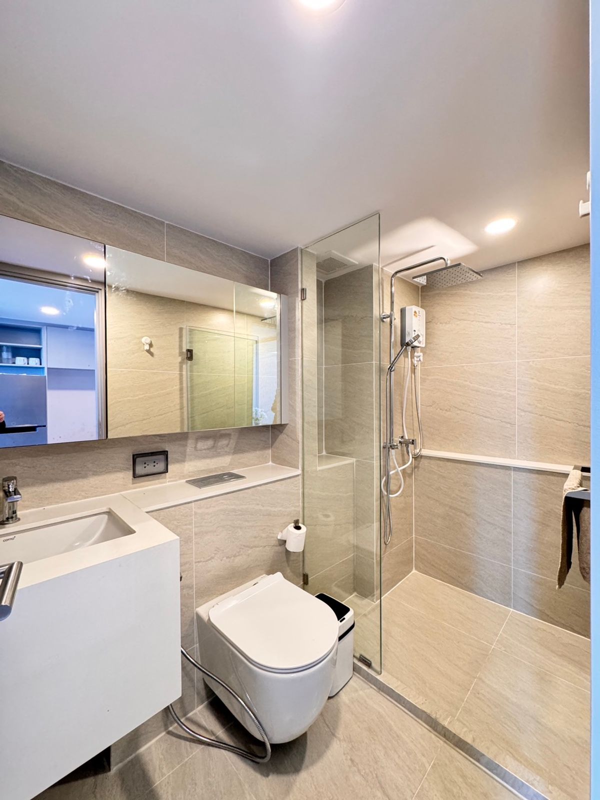 For RentCondoKasetsart, Ratchayothin : ✅ Condo for rent, So Origin, Kaset Intercarine Find the first tenant in