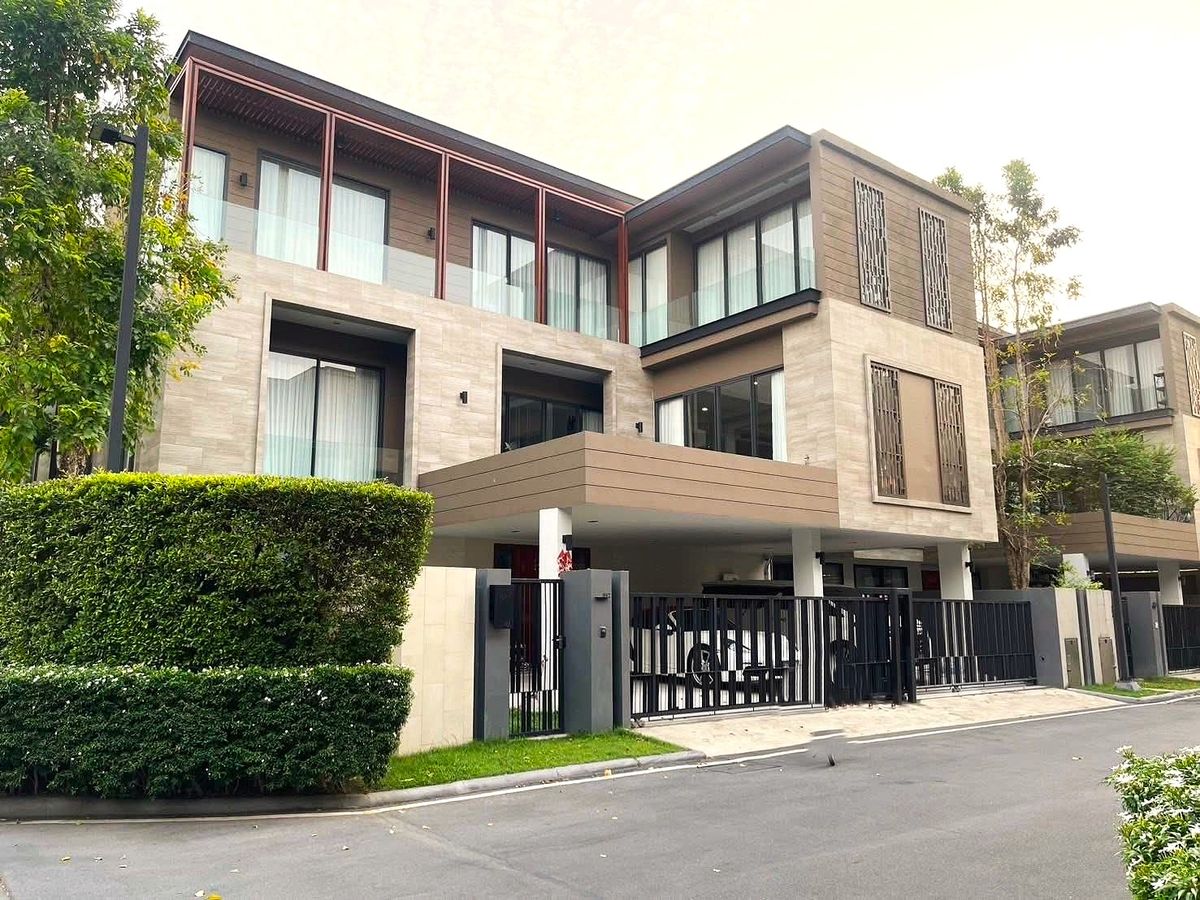 บ้านพัฒนาการ ศรีนครินทร์ : ลดพิเศษ!! บ้าน Vana Residence พระราม 9 – ศรีนครินทร์ (58 ตร.ว.) 4 นอน 5 น้ำ กรุงเทพกรีฑา