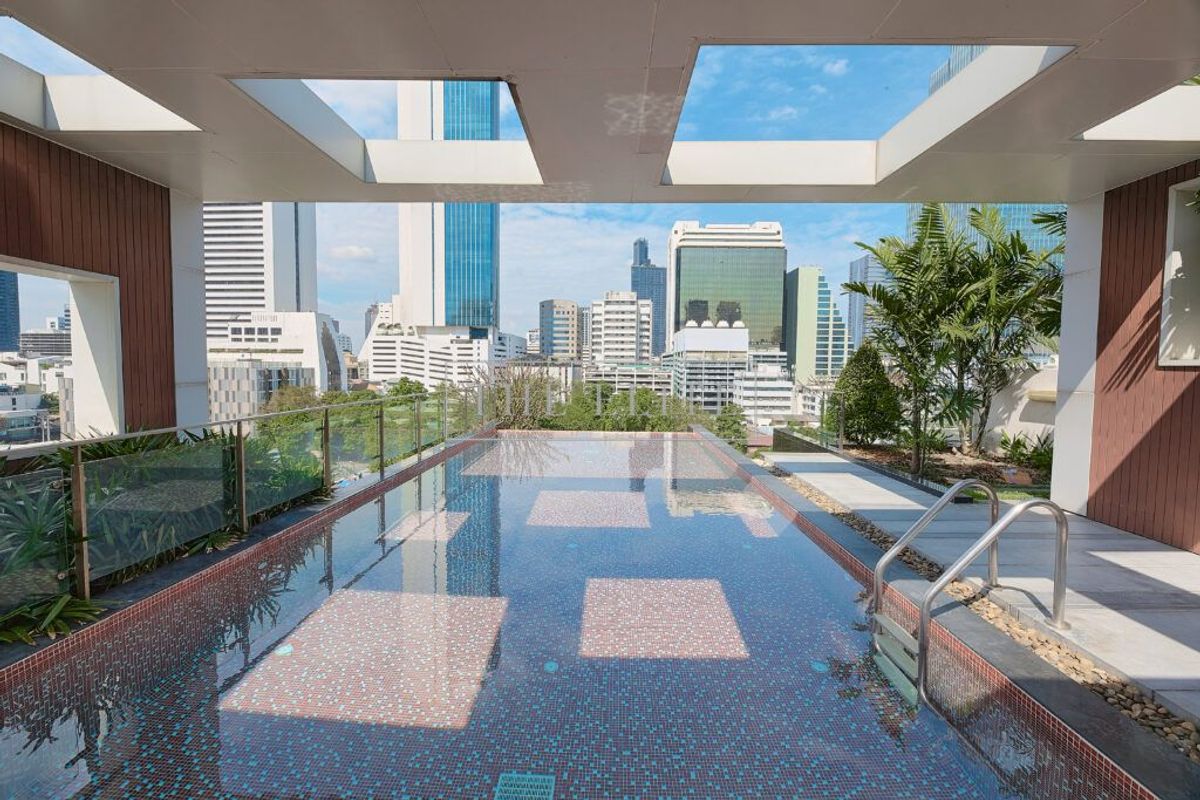 ขายคอนโดสีลม ศาลาแดง บางรัก : ✨ ขาย Condolette Light Convent ห้องแต่งครบ ทำเล prime สีลม–คอนแวนต์ เหมาะทั้งอยู่เองและลงทุน 💯