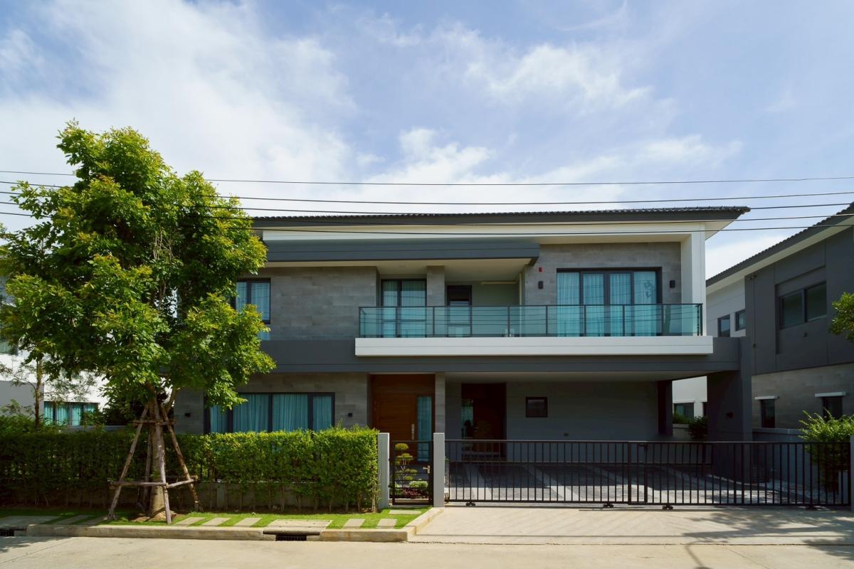 ขายบ้านบางนา แบริ่ง ลาซาล : บ้านเดี่ยวหรู 4 ห้องนอน The City Bangna พร้อมเข้าอยู่ 
Luxurious 4-Bedroom House at The City Bangna, Ready to Move In!