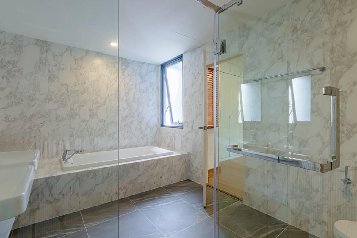 For RentBangna, Bearing, Lasalle : Luxury 4-Bedroom Home in Bangna for Rent at 100,000 THB/Month