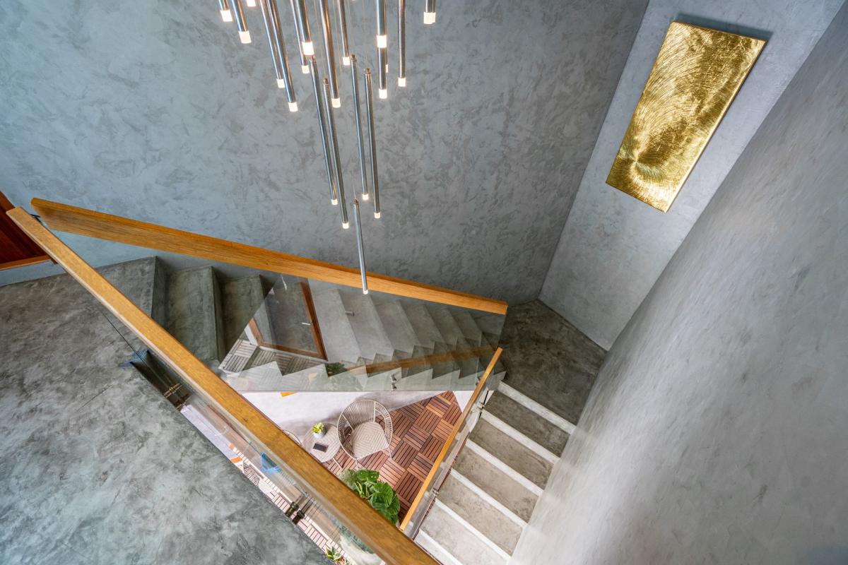 ขายบ้านสุขุมวิท อโศก ทองหล่อ : บ้านหรูเอกมัย 4 ห้องนอน บนพื้นที่กว้างใหญ่ Luxury 4-Bedroom House in Ekkamai, Spacious and Exclusive