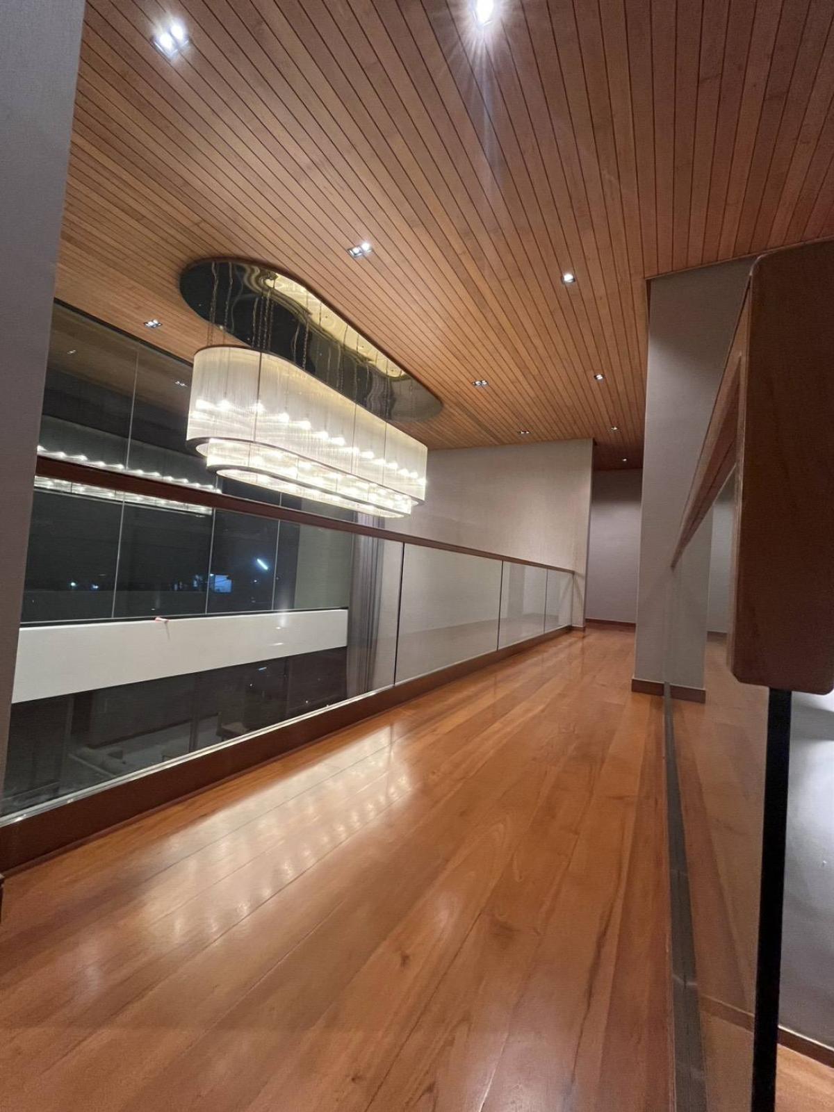 ขายบ้านบางนา แบริ่ง ลาซาล : บ้านหรู 4 ห้องนอน ใกล้บางนา-ตราด เริ่มต้น 250,000 บาทต่อเดือน Luxury 4-Bedroom House Near Bangna-Trad, Starting at 250,000 THB/month