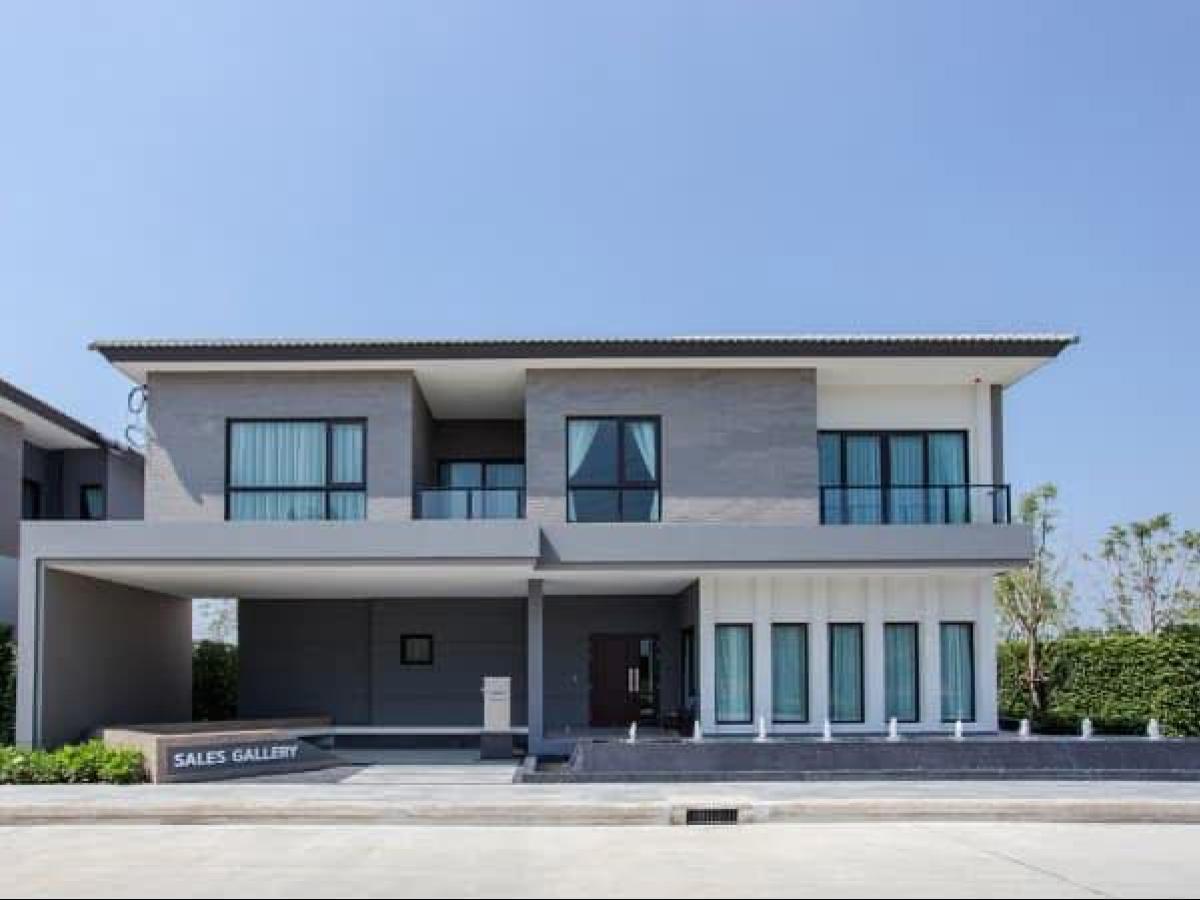 For RentHouseBangna, Bearing, Lasalle : Luxury 4-Bedroom House in Bangna for Rent Now!