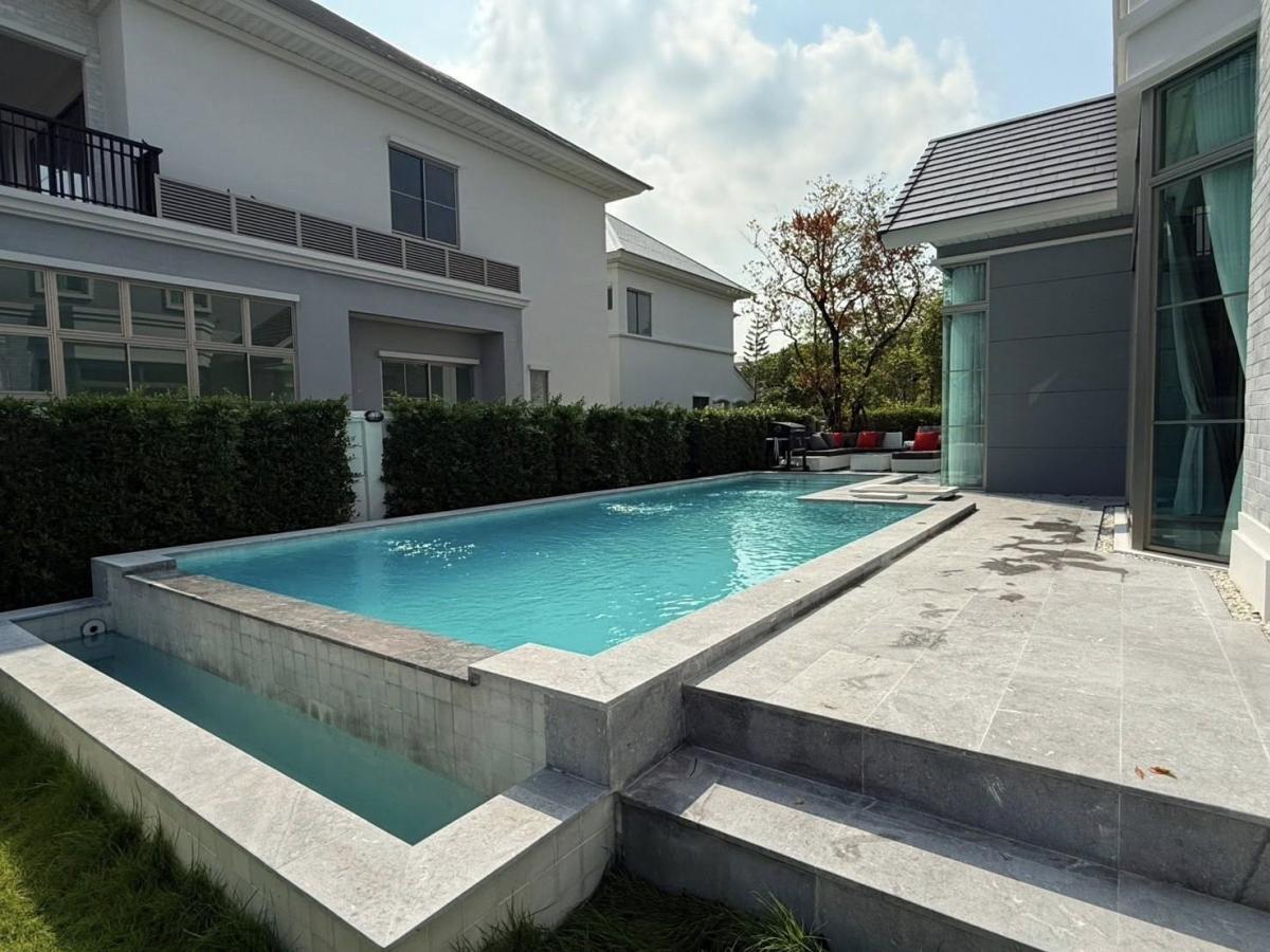 ขายบ้านลาดกระบัง สุวรรณภูมิ : บ้านหรู 4 ห้องนอน ใกล้สุวรรณภูมิ เพอร์เฟคมาสเตอร์พีซสุขุมวิท 77 Luxury 4-Bedroom House Near Suvarnabhumi, Perfect Masterpiece Sukhumvit 77