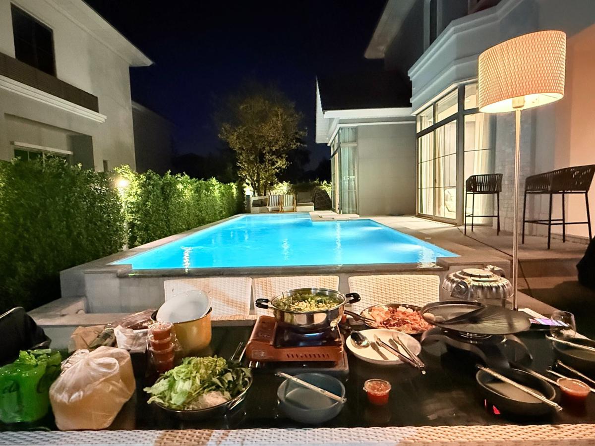 ขายบ้านลาดกระบัง สุวรรณภูมิ : บ้านหรู 4 ห้องนอน ใกล้สุวรรณภูมิ เพอร์เฟคมาสเตอร์พีซสุขุมวิท 77 Luxury 4-Bedroom House Near Suvarnabhumi, Perfect Masterpiece Sukhumvit 77