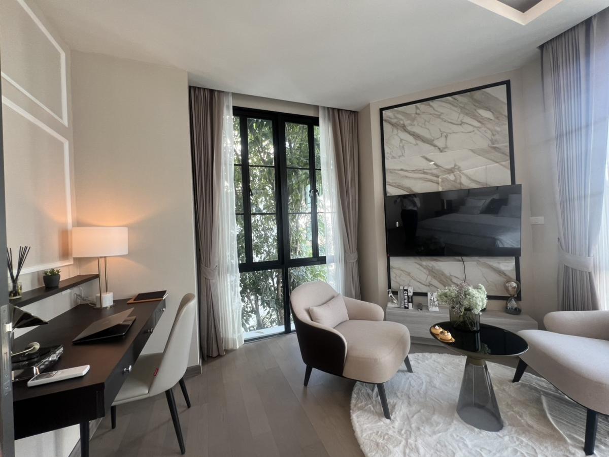 ให้เช่าบ้านเกษตร นวมินทร์ ลาดปลาเค้า : บ้านหรู 3 ห้องนอน กลางเอกมัย-สุขสมถาวร Luxury 3-Bedroom House in The Master Ekkamai-Sukhonthasawat