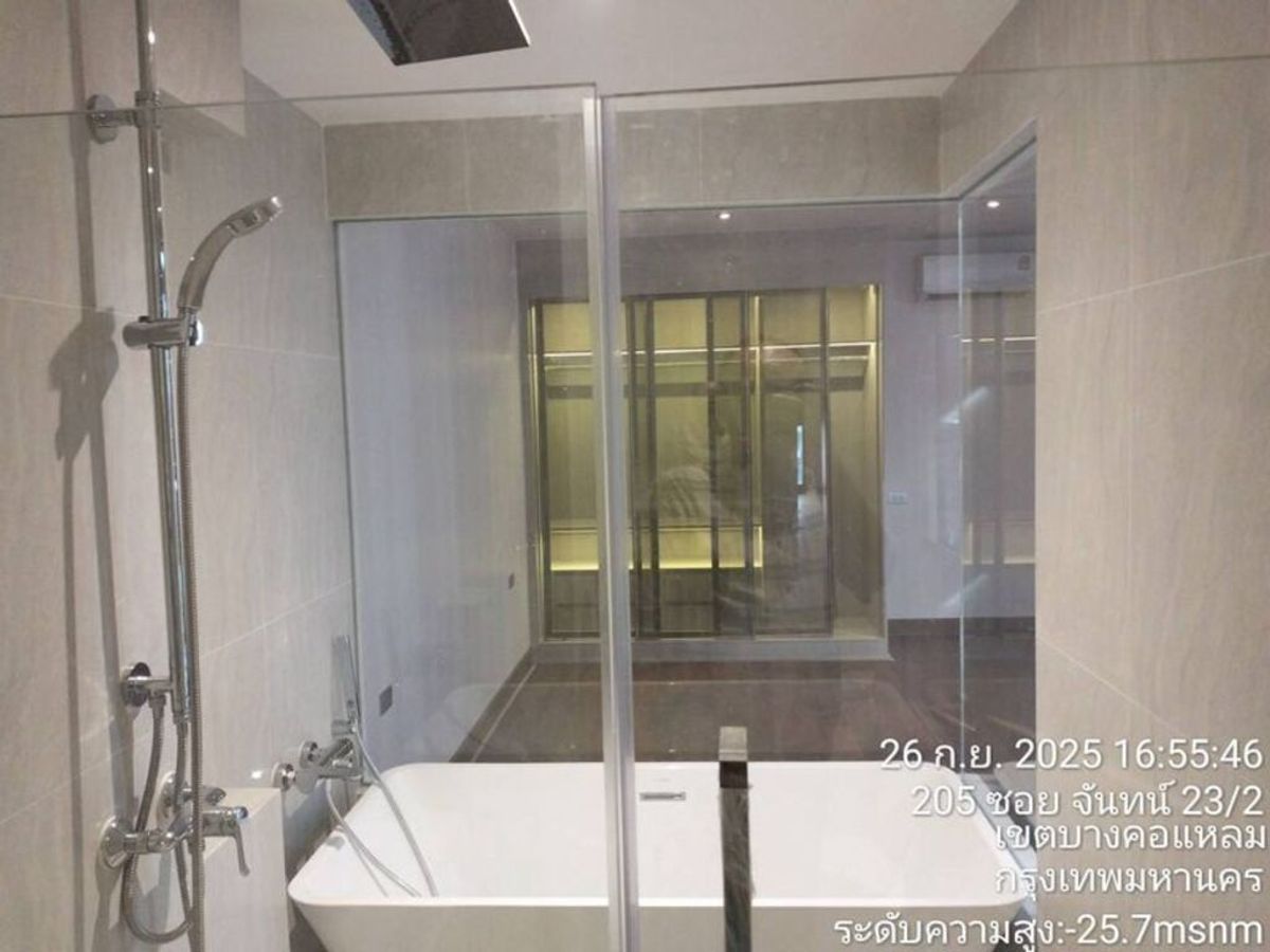 For RentCondoSathorn, Narathiwat : For Rent Altitude Symphony Charoenkrung Unit 51/56(1104) (Empty room)(New room)