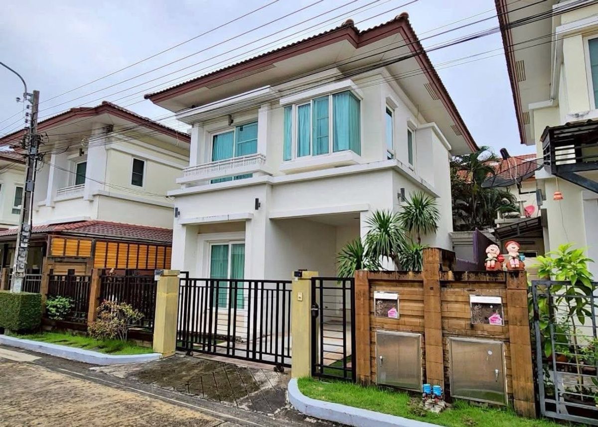 For RentHouseSamut Prakan,Samrong : Rent a detached house, The Sente, Sukhumvit 113, near BTS Samrong and Central Bangna