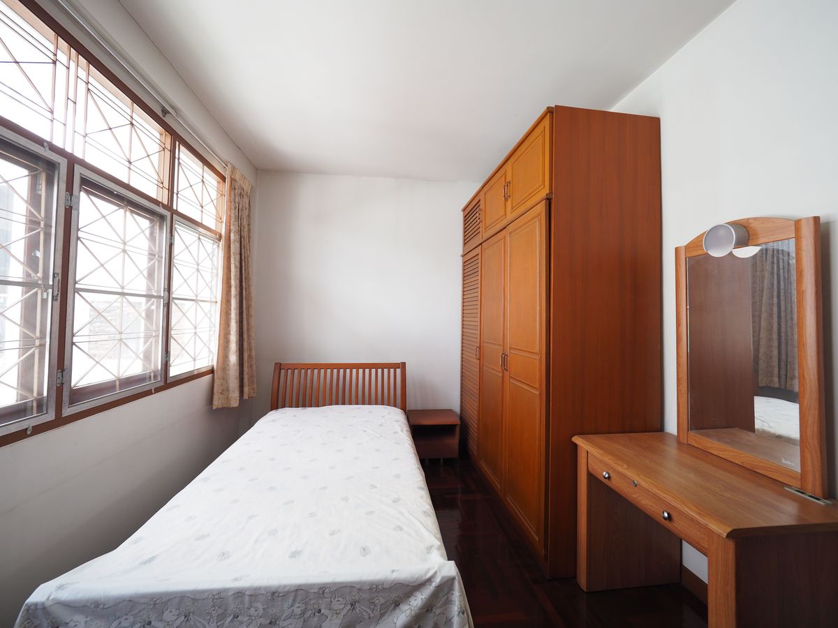 ขายบ้านพระราม 3 สาธุประดิษฐ์ : ขายบ้านเดี่ยวในหมู่บ้านโซนพระราม 3 ซอยนนทรี