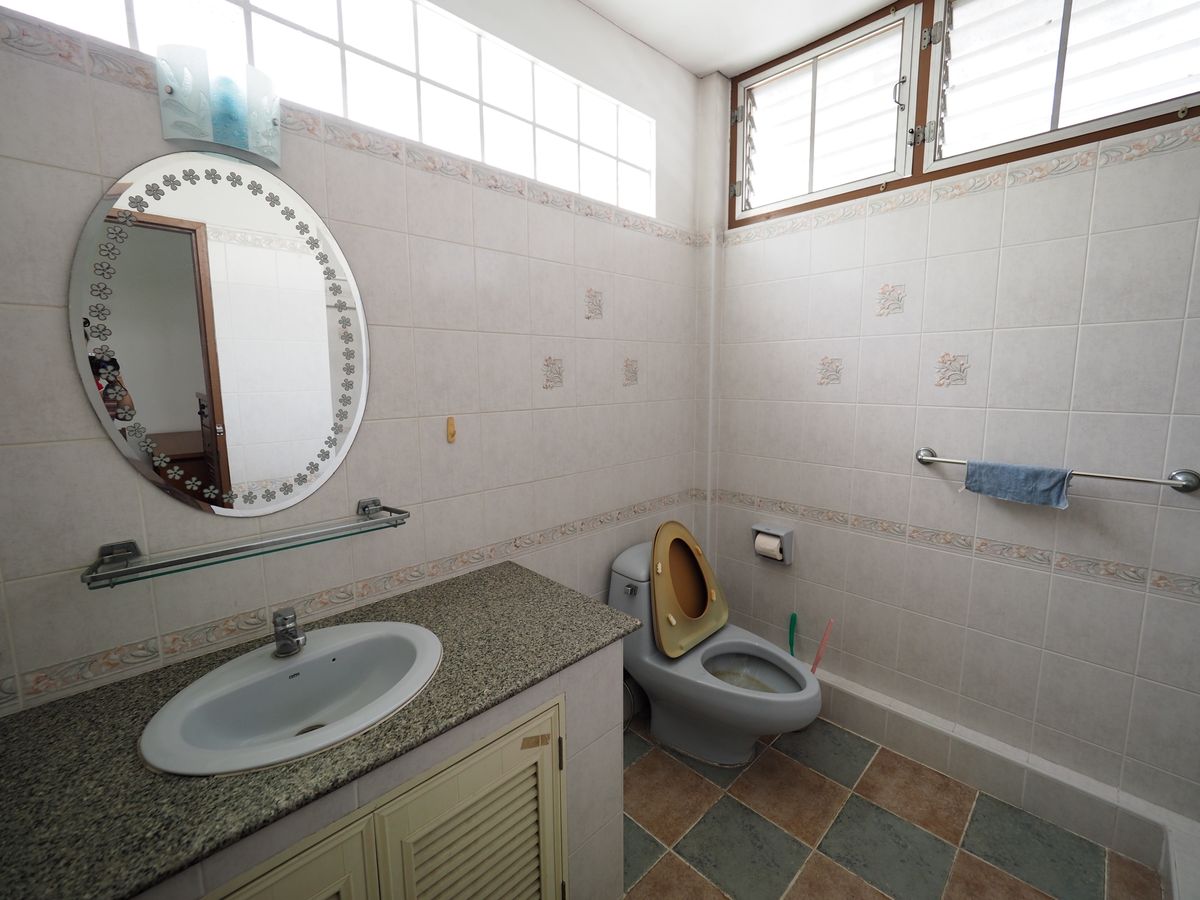 ขายบ้านพระราม 3 สาธุประดิษฐ์ : ขายบ้านเดี่ยวในหมู่บ้านโซนพระราม 3 ซอยนนทรี