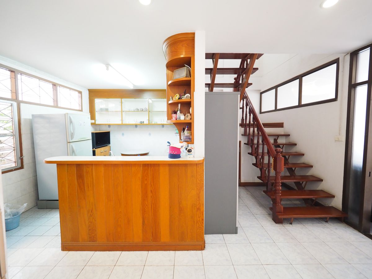 ขายบ้านพระราม 3 สาธุประดิษฐ์ : ขายบ้านเดี่ยวในหมู่บ้านโซนพระราม 3 ซอยนนทรี