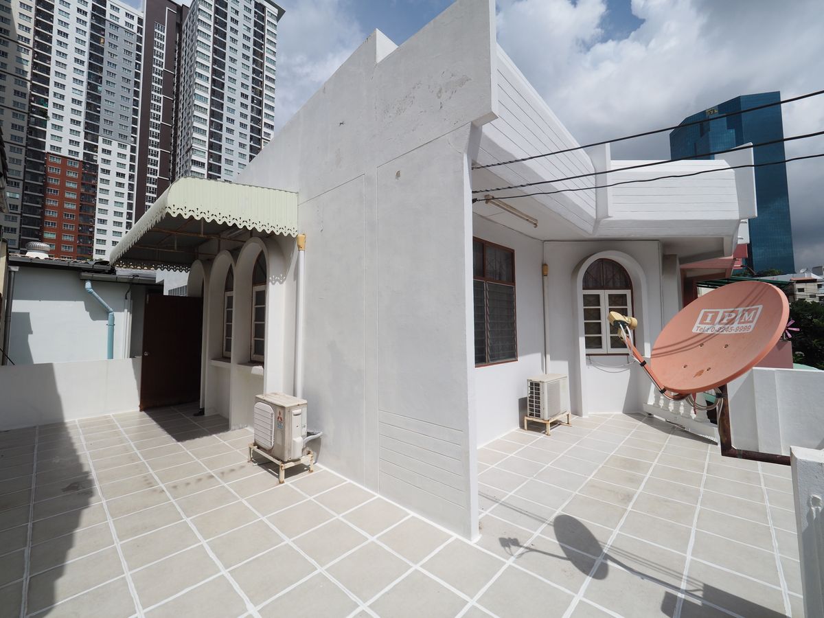 ขายบ้านพระราม 3 สาธุประดิษฐ์ : ขายบ้านเดี่ยวในหมู่บ้านโซนพระราม 3 ซอยนนทรี