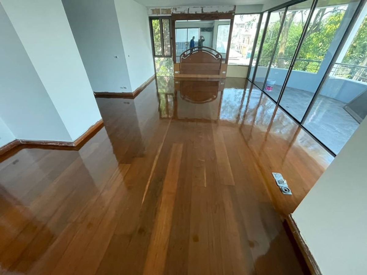 For SaleHome OfficeLadprao, Central Ladprao : 3-Storey Home Office for Sale in Lat Phrao 83 Near the Yellow Line with Strong Long-Term Investment Value