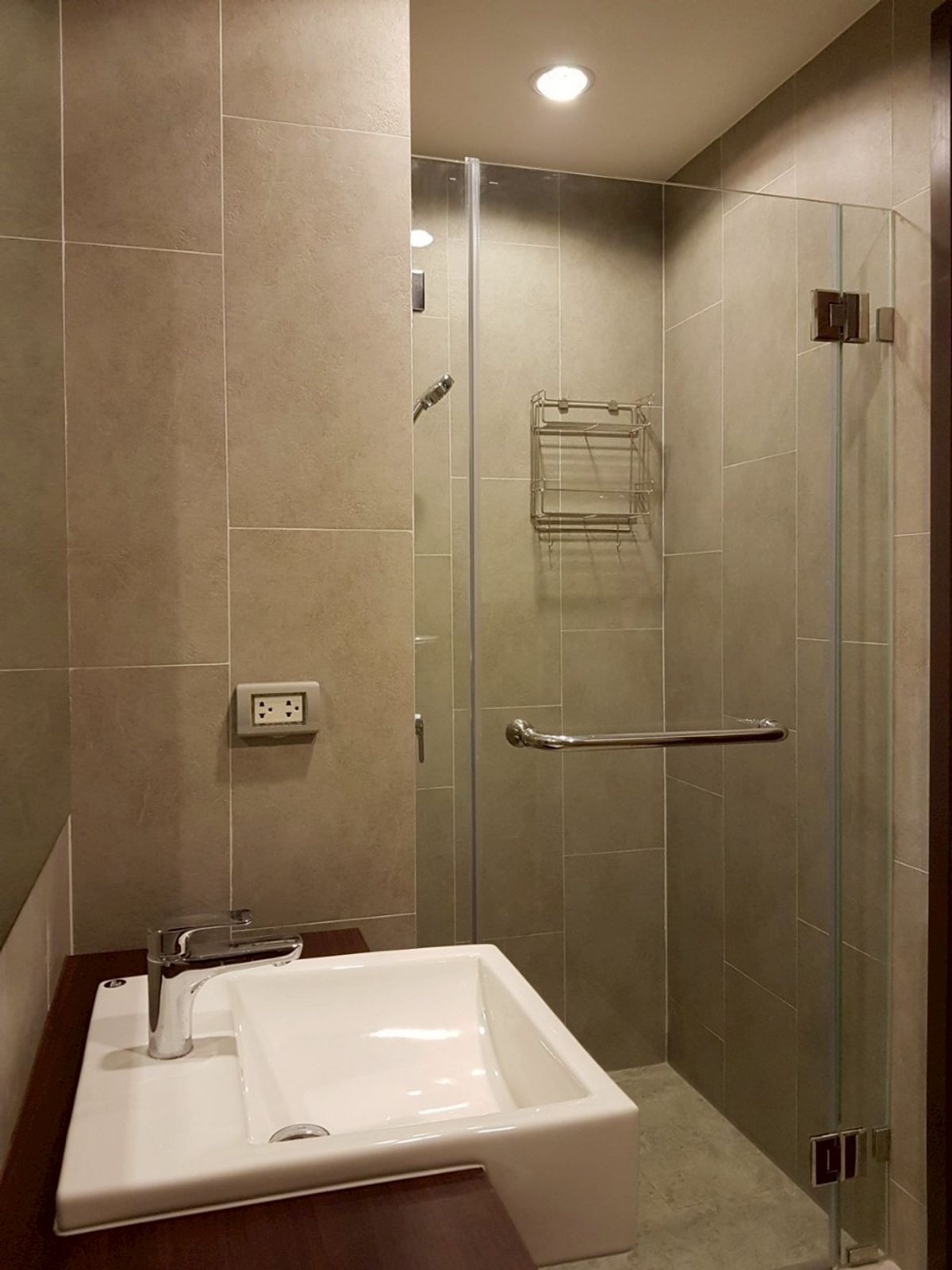 For RentCondoSukhumvit, Asoke, Thonglor : ✅ CEM120 ✅ Line : @p2nproperty