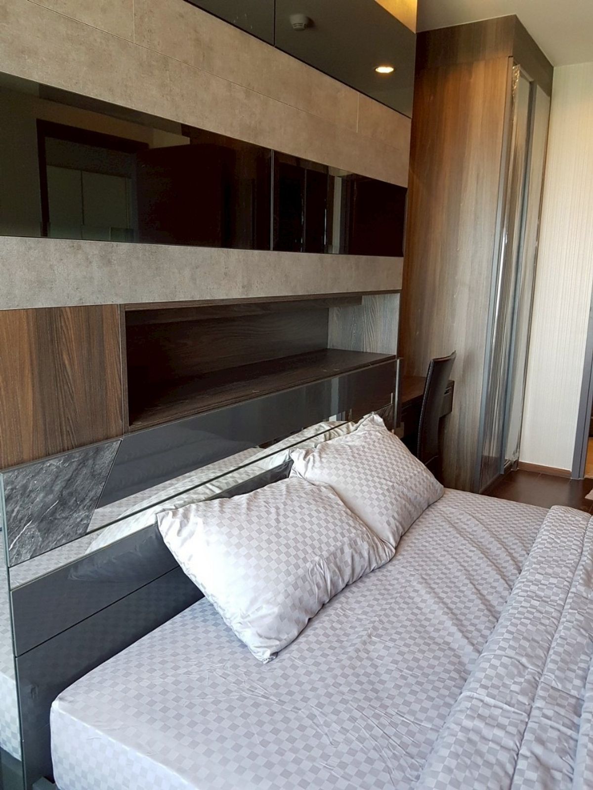 For RentCondoSukhumvit, Asoke, Thonglor : ✅ CEM120 ✅ Line : @p2nproperty