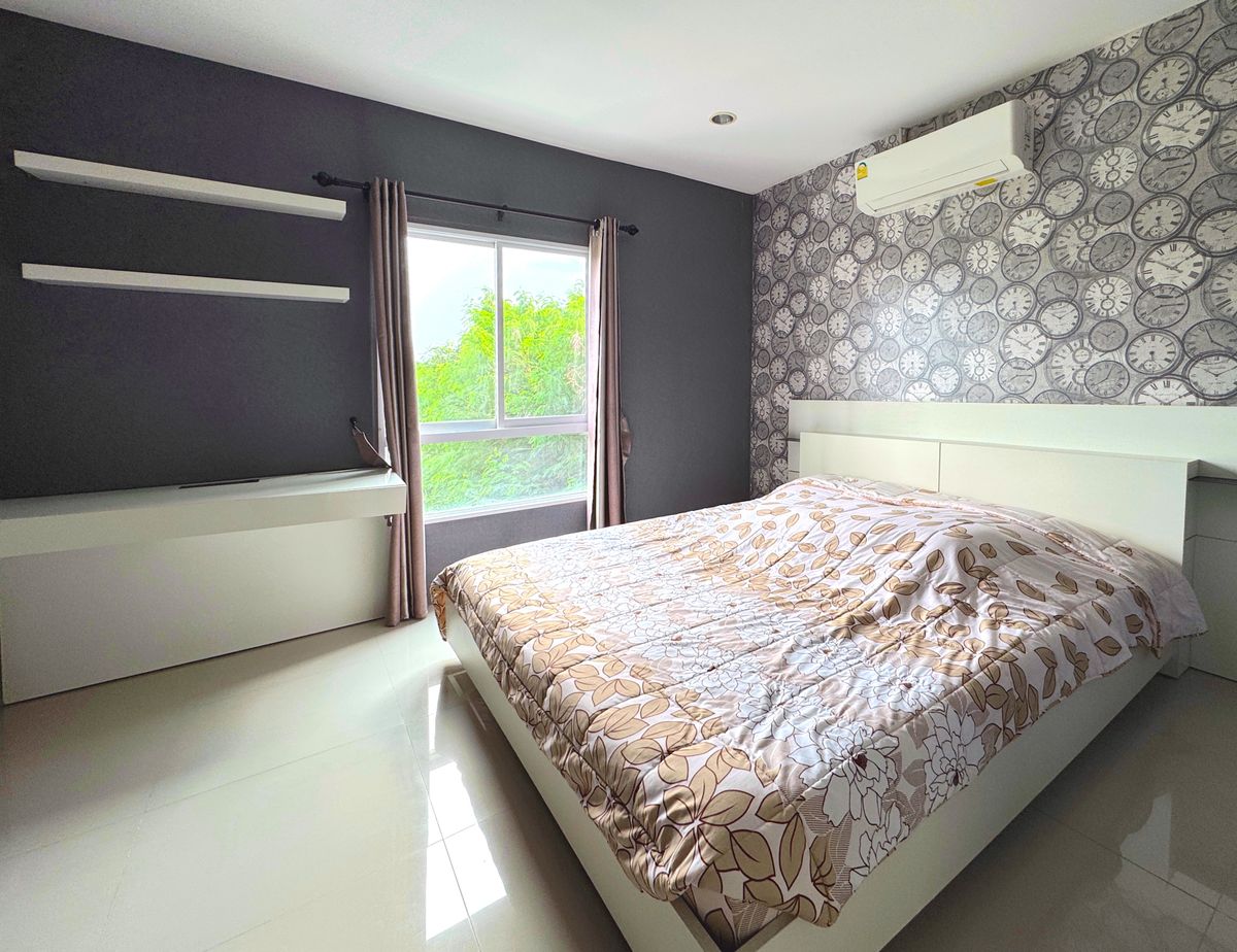 For SaleCondoSriracha Laem Chabang Ban Bueng : 📣 Nine Sriracha Condo, corner room, the price is only 999,000 baht! The mountain view is quiet and shady. Convenient near the community, the source of the food on the nine kilograms.  Connect the motorway (Bangkok - Pattaya)
