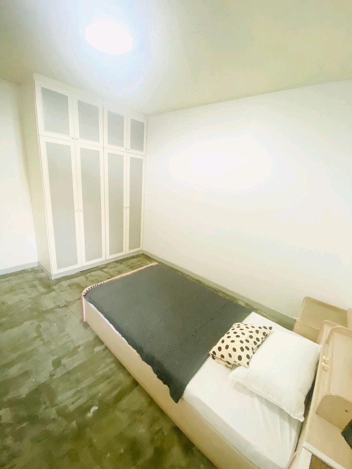 For SaleCondoPathum Thani,Rangsit, Thammasat : Condo attached to Bang Kalok Industrial Estate, the cheapest in the project, very big room, 104 sqm. In Villa Californier Village with tenants