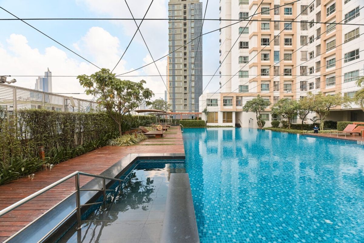 ขายคอนโดวงเวียนใหญ่ เจริญนคร : ✨Q House Sathorn for Sale Only 4MB ✨