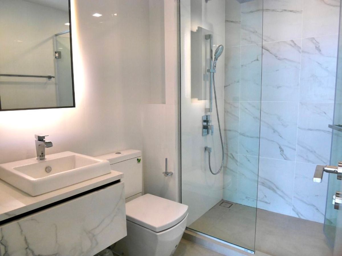 For SaleCondoOnnut, Udomsuk : Condo for Sale: The Line Sukhumvit 101