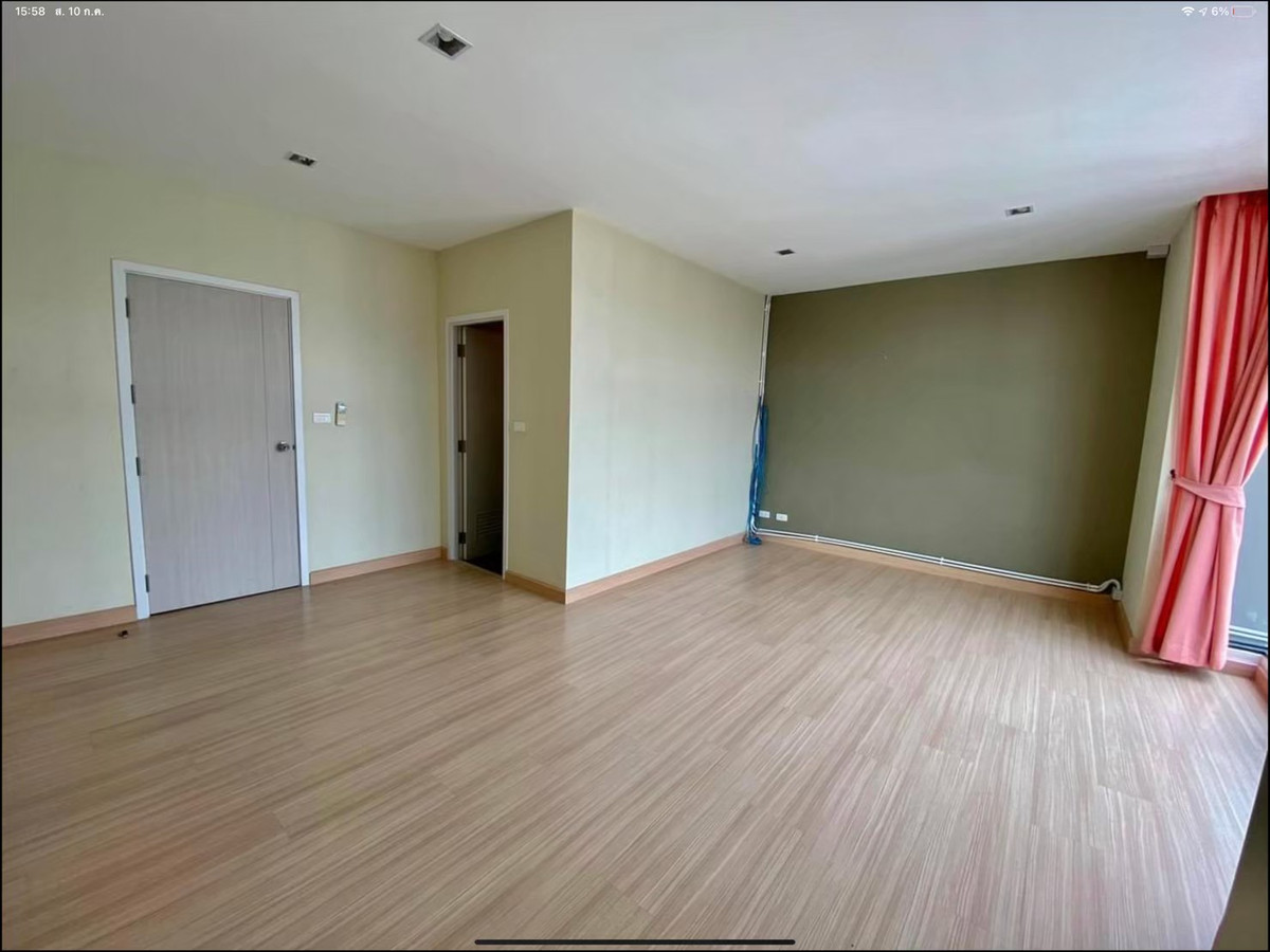 ให้เช่าทาวน์โฮมวิภาวดี ดอนเมือง หลักสี่ : ทาวน์โฮม 3ชั้น ติดโรบินสัน ขับรถ 10นาทีถึงสนามบินดอนเมือง 3ห้องนอน 3ห้องน้ำ