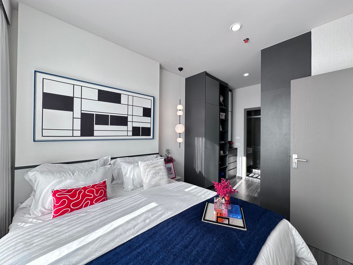 For SaleCondoKhlongtoei, Kluaynamthai : Sell ​​Ideo Sukhumvit Project-Rama 4 There are many rooms to choose from. Ready to receive a special promotion behind the house