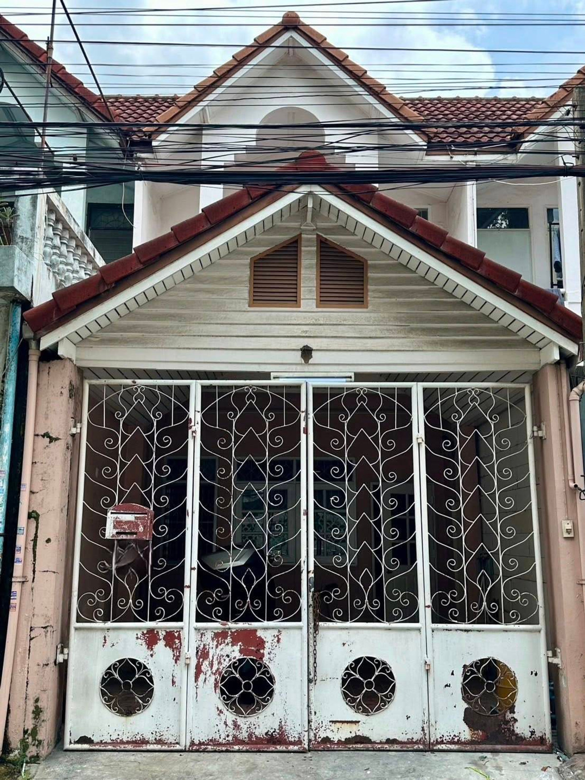 ให้เช่าทาวน์โฮมเกษตร นวมินทร์ ลาดปลาเค้า : ให้เช่าบ้าน ทาวน์เฮ้าส์ โซนนวมินทร์135 ใกล้ ทวัสดุ สาขานวมินทร์ เพียง 2 นาที