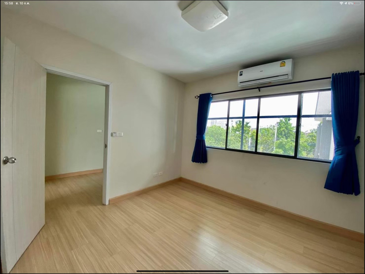 ให้เช่าทาวน์โฮมวิภาวดี ดอนเมือง หลักสี่ : ทาวน์โฮม 3ชั้น ติดโรบินสัน ขับรถ 10นาทีถึงสนามบินดอนเมือง 3ห้องนอน 3ห้องน้ำ