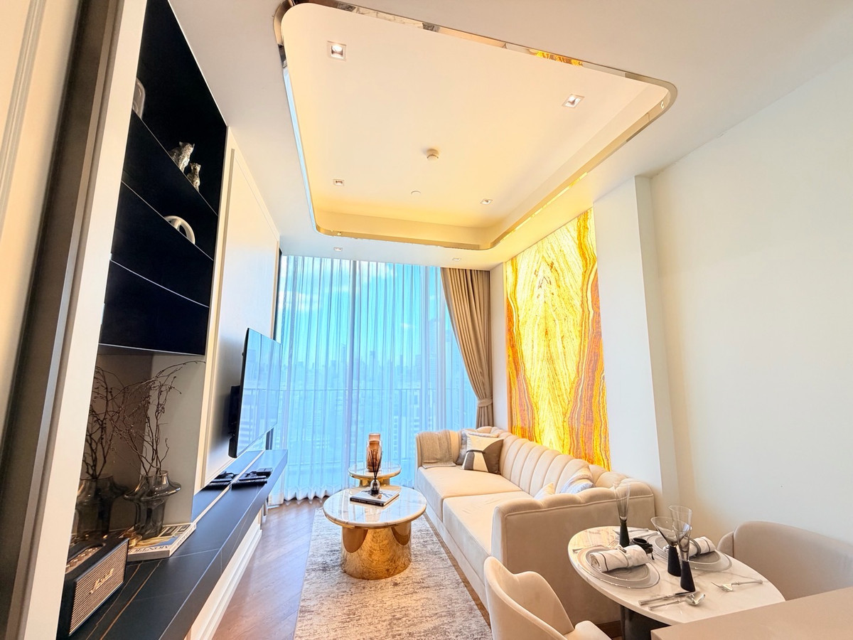 For RentCondoWitthayu, Chidlom, Langsuan, Ploenchit : 💎 28 Chidlom – Luxury 1BR, High Floor, City View, Only 55K!